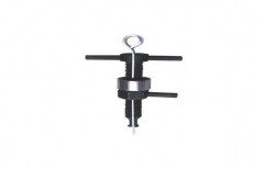 Two In One Bearing Puller by Maasif (Brand Of New Diamond Engineers & Traders)