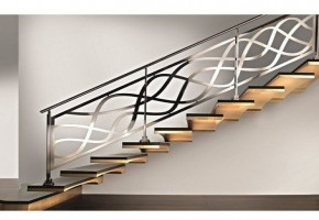 Silver Stainless Steel Staircase, For Home, Material Grade: SS304