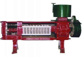 4 Bolt Oil Expeller Machine