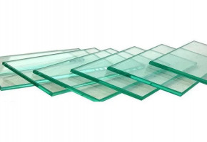 Transparent 12mm Toughened Safety Glass Door, Size: 10-50 Square Feet, Shape: Flat