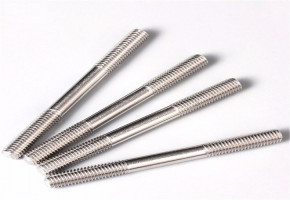 Stainless Steel Stud Bolt by Hindusthan Traders