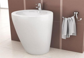 Ceramic White Pedestal Wash Basin