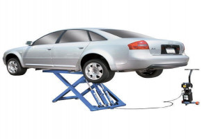 Mild Steel Car Washing Lift for Servicing, Lifting Capacity: 4 Ton