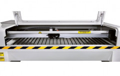 Acrelic Laser Cutting Machine, Automation Grade: Semi-Automatic