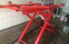 Mild Steel Scissor Car Washing Lift, For Servicing, 4 Ton