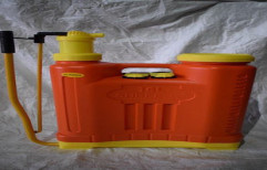 Agriculture Spraying Machine, Capacity: 16 liters