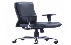 Black Executive Chair Office Chair, Foldable: No, Rotatable: Yes