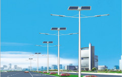 Dual-Arm Galvanized Iron Solar Street Light Pole, Thickness: 1.3 mm, Size: 5 Meter