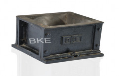 BKE Black Concrete Cube Mould