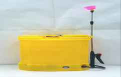 RAHUL Yellow Hand Sprayer, For Spraying, Capacity: 16 liters