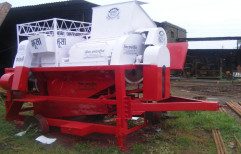 Senger industry With Tyre Multi Crop Cutter Thresher, For Agriculture, Model Name/Number: 25 Hp Hopper Model