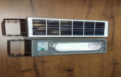 Striker LED Solar Street Light, For Outdoor