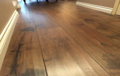 Brown Polish Wood Flooring, For Indoor, Thickness: 10 - 11 Mm