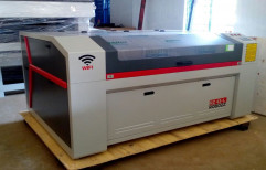 Robozz 100W Acrylic Laser Cutting Machine, Model Name/Number: RZ43-L