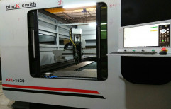 Fiber Optics Mild Steel CNC Fiber Laser Metal Cutting Machine