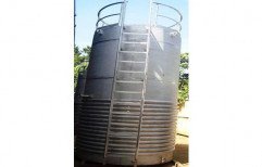 Stainless Steel Chemical Storage Tank, 100-150 psi