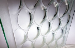 Glass Stained Window Glasses, Size/Dimension: 8 X 4 Feet