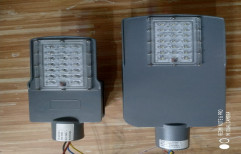 Jadhav Powertech LED Integrated Solar Street Light (9/12 W)