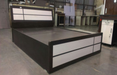 Kohinoor Furniture Modern Wooden Bed