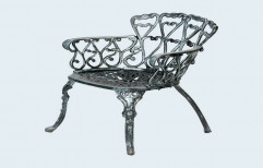 Paint Coated White Cast Iron Antique Chair, For Outdoor, Seating Capacity: 1
