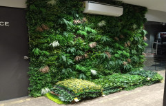 Green Plastic Artificial Grass Vertical Garden, For Decoration