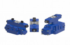 Mild Steel Hydraulic Directional Control Valve, For Industrial, 240 V