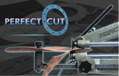 Gasket Cutting Machine, Capacity: 2, Perfect Cut