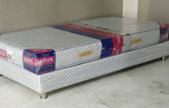 White Bed Base With Spring Mattress, Thickness: 8 Inch