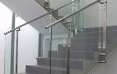 Natural Color Square & Round Steel Railing Staircase With Glass