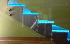 Plain Glass Staircase, For Residential