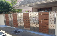 Swing Silver Stainless Steel Gate, Size: 6 To 20 Feet