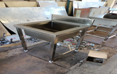 Own Brand Silver Square Single Sink, Size: 24"x24"x34"+6"