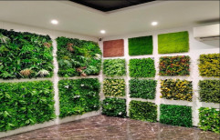Green Plastic UV Protector Artificial Vertical Garden