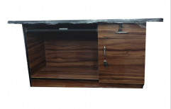 Brown And Black Office Wooden Computer Table, With Storage