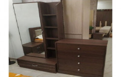 Brown Wooden Dressing Table, For Home