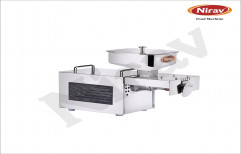 Commercial Expeller Nirav 400 Watt Oil Press Machine