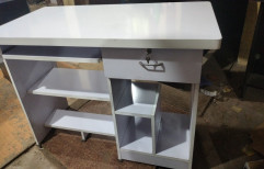 Wooden Computer Table, With Storage