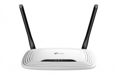 White Wireless or Wi-Fi TP-Link TL-WR841N 300Mbps Router