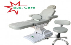 Hospital And Clinic Dermatology Chair, Size: 77''35''27