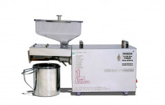Domestic Oil Expeller Machine, Capacity: 2-5 Kg/Hr