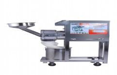 Semi-Automatic 1hp Masala Pulverizar Making Machine