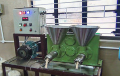 Commercial Oil Expeller Machine, Capacity: 40 Kg/Hr