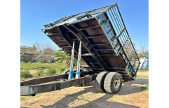 Mild Steel Hydraulic Tractor Trailer, Dimension: 8(l)x5(w) Feet, 2000Kg